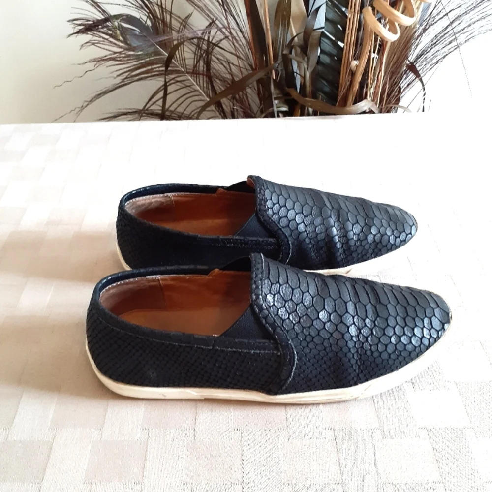 Joie Kidmore Leather Snake Embossed Sneakers